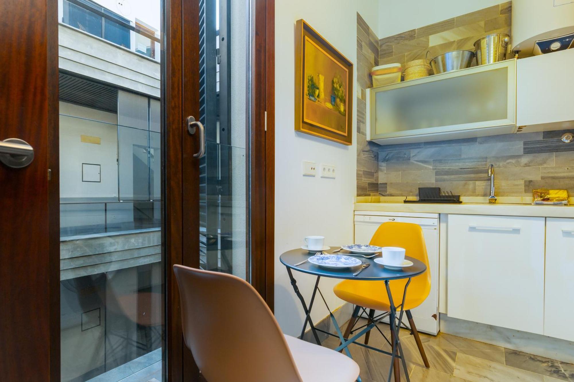Attic With Terrace- 1Bd 1Bth- Corral Del Rey Apartment Seville Ngoại thất bức ảnh